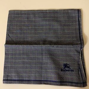 AUTHENTIC BURBERRYS HANDKERCHIEF/SCARF